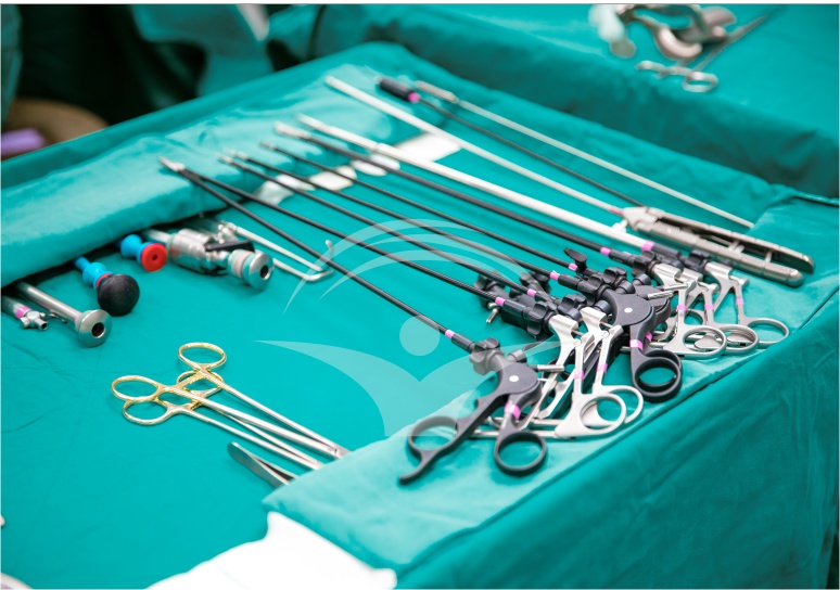 Cum este ales tipul de interventie laparoscopica pentru herniile inghinale?