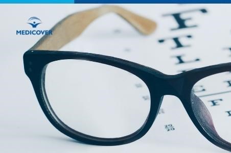 Astigmatism la adulti si copii