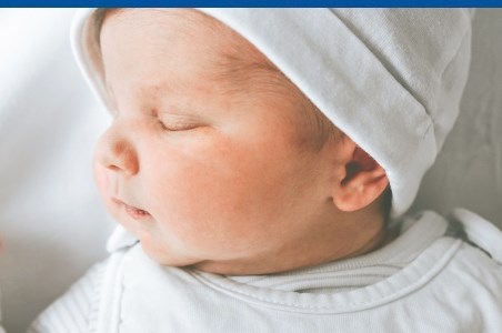 Acneea bebelusului: cauze si tratament