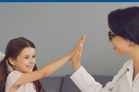 Dureri de burta la copii: cauze, investigatii si tratament