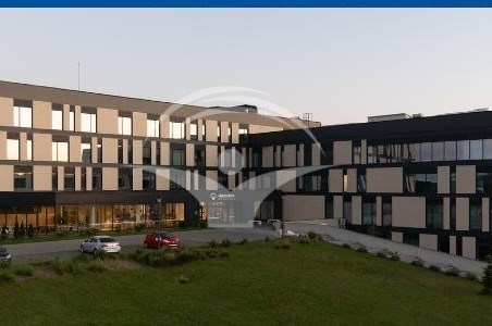 PREMIERA IN TRANSILVANIA: Eventratie abdominala operata robotic prin abord eTEP, la Spitalul Medicover Cluj 