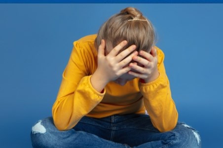 Abuzul suferit in copilarie si consecintele acestuia la varsta adulta