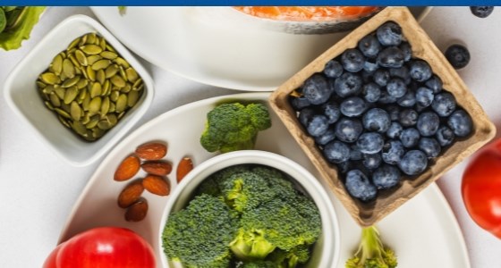 Dieta antiinflamatoare: ce alimente sunt recomandate si cum te ajuta